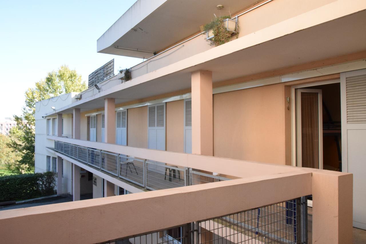Auberge De Jeunesse Jas De Bouffan Aix-en-Provence Dış mekan fotoğraf